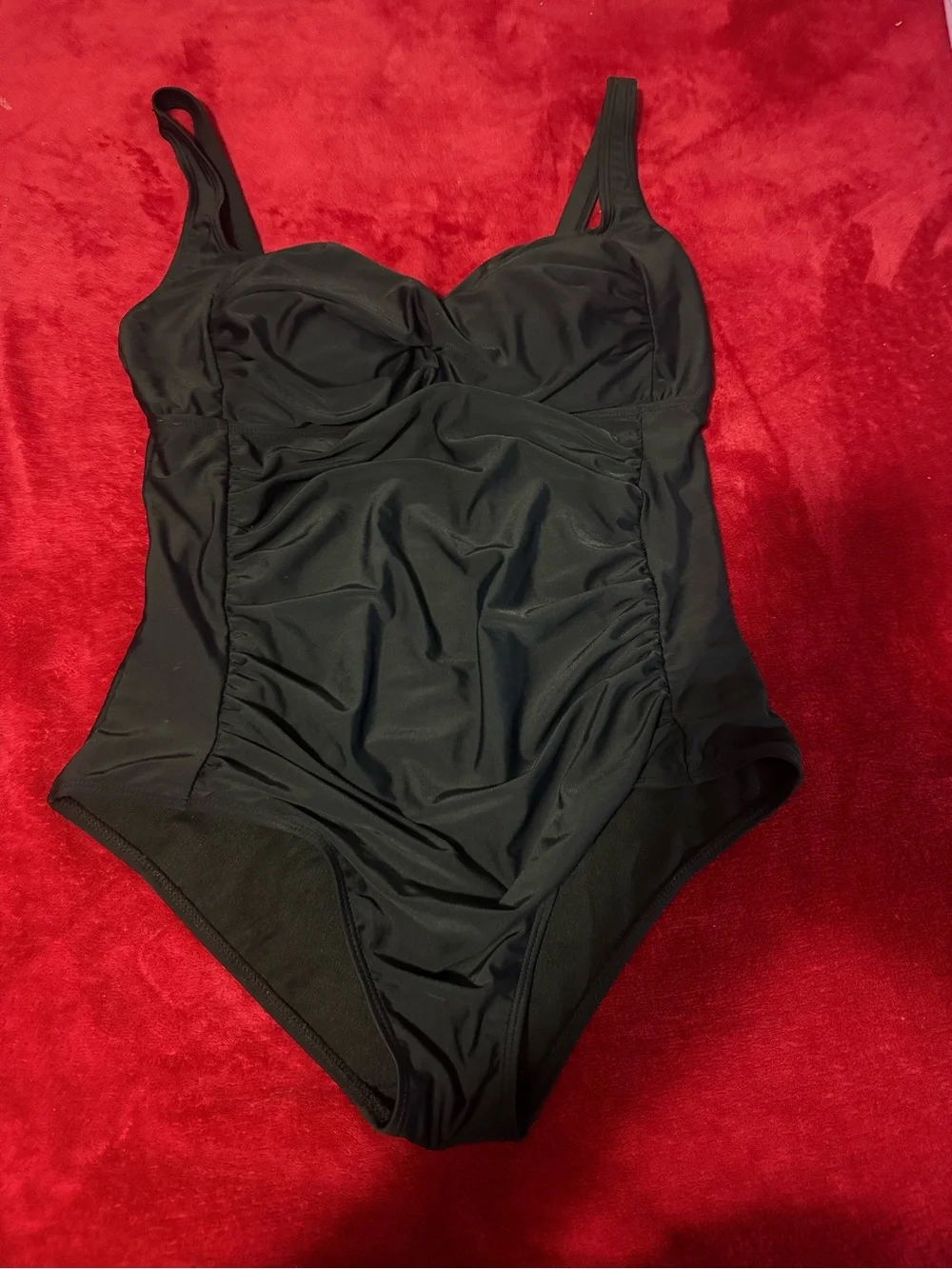 SHEIN Black Ruched Kids One-Piece Swimsuit with Adjustable Straps